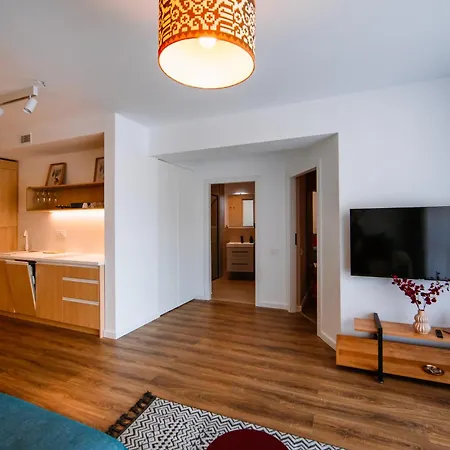 Hello Adventure Apartment