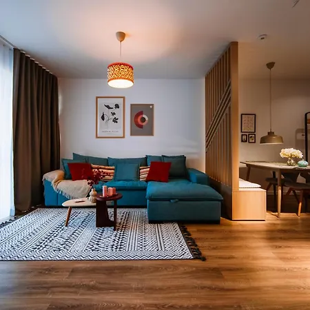 Hello Adventure Apartment